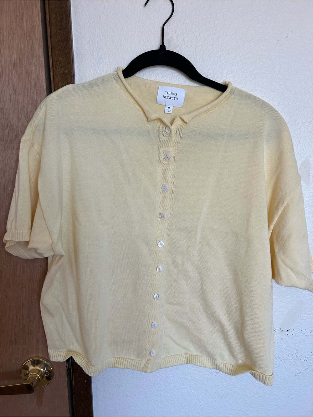 Things Between Women's Pale Yellow Short-Sleeve Button Cardigan